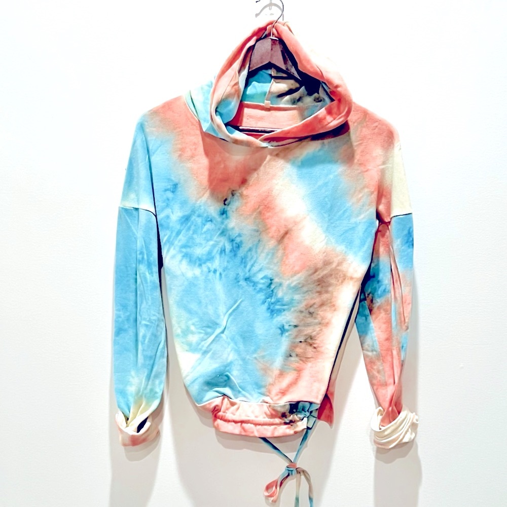 Rainbow Hoodie⤴︎